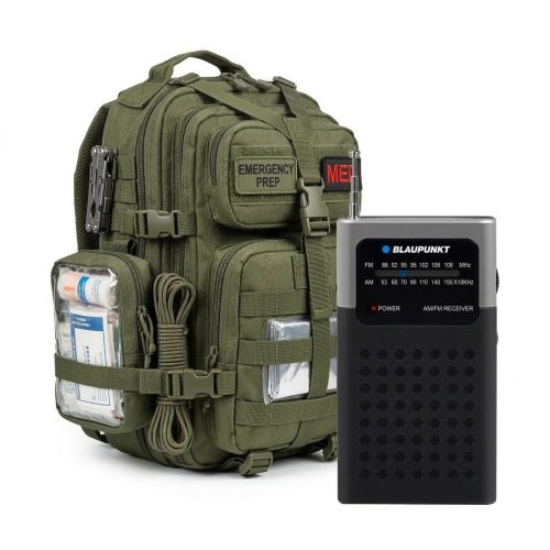 Radio kieszonkowe Blaupunkt PR4BK przy plecaku ewakuacyjnym